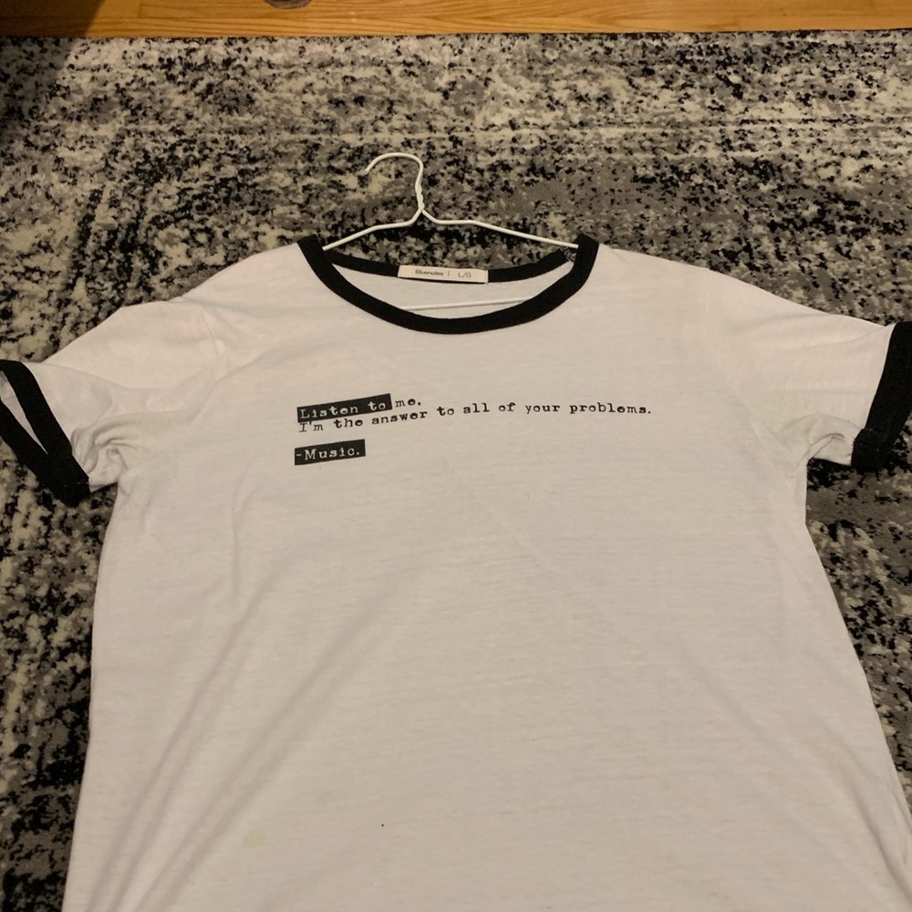 White t-shirt